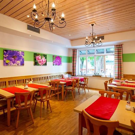 Gasthaus Und Hotel Goettler Josef Rumeltshausen Kültér fotó